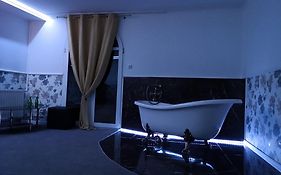 Hotel Tara